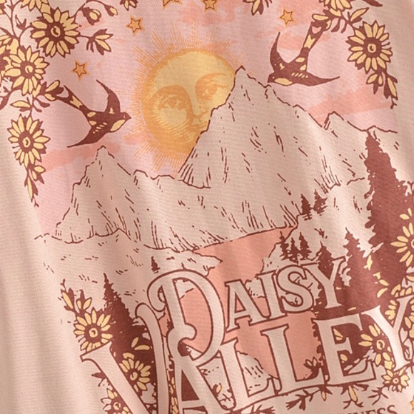 Daisy Valley Sunshine & Happiness Tee - Picture 9 of 13